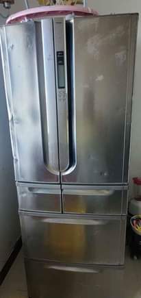 A picture of Friji la mtumba kubwa sana nicheki 0717226502 bei Tshs 410