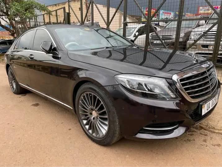 A picture of 2015 Mercedes Benz 2014