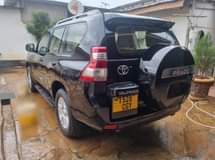 A picture of 2014 TOYOTA LANDCRUISER PRADO TXL