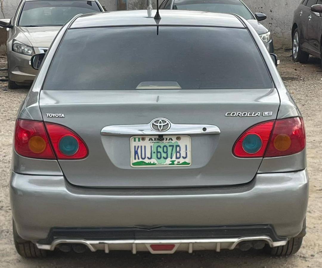 A picture of  A super clean Nigerian used Toyota Corolla LE. 2004