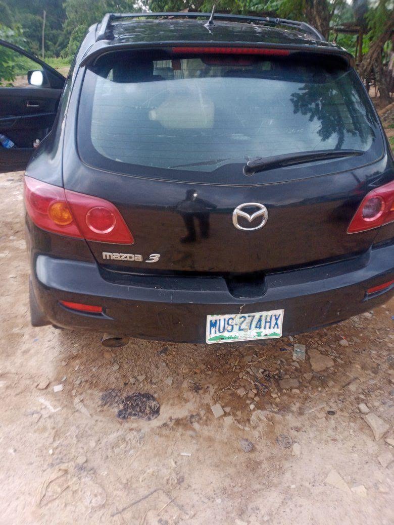 A picture of 2005 Mazda 3