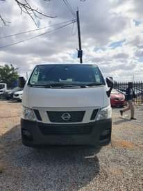 nissan nv350