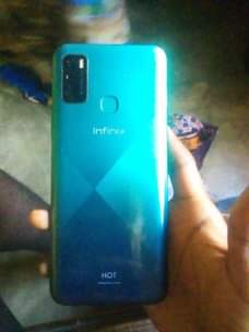A picture of Infinix hot 9 play