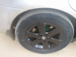 A picture of 2005 model Nissan Altima first body everything is working nothing