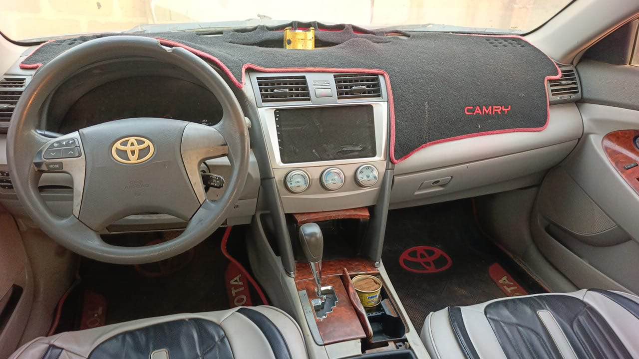 A picture of Toyota Camry 2008 v6