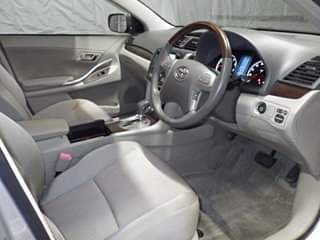 A picture of 2011 TOYOTA PREMIO
