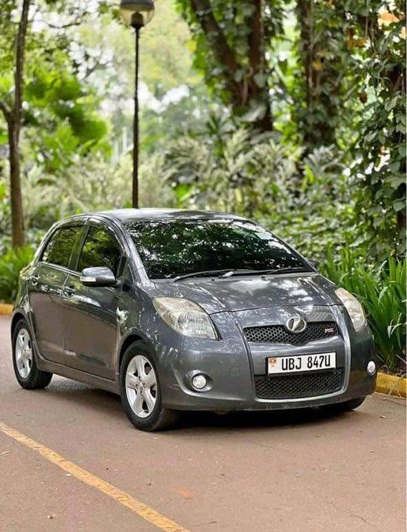 A picture of Vitz RS