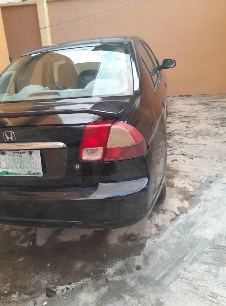 A picture of Honda Civic 2002 Automatic