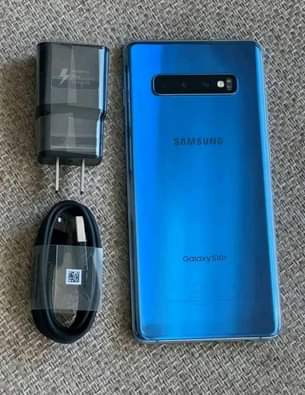 A picture of SAMSUNG GALAXY S10 PLUS