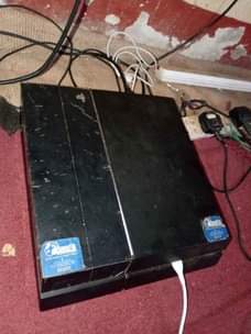 A picture of PS4 STANDARD WITH 2PADS FIFA 23 500GB HDD Ush600000 0751276002