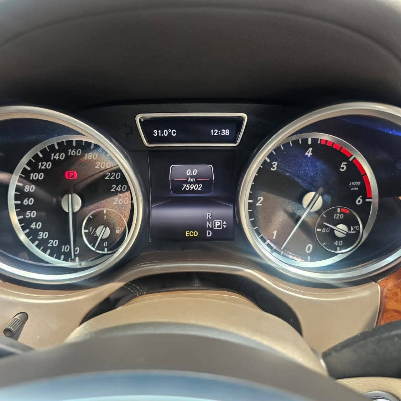 A picture of 2014 Mercedes Benz 2014