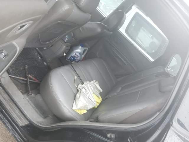 A picture of 2009 model Hyundai Tucson with faulty engine