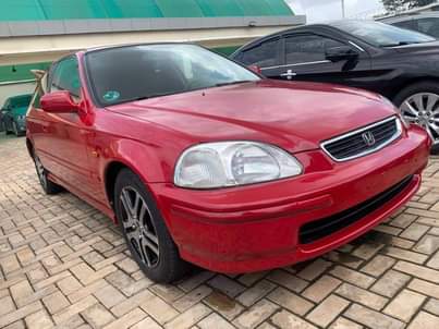 A picture of Direct Belgium Honda Civic 2000 model with original duty available