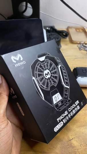 A picture of phone cooler for gaming
