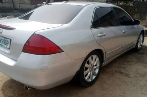 A picture of Honda Accord DC 2007 Model Colour Silver Condition No pin