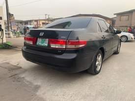 A picture of Accord 2005