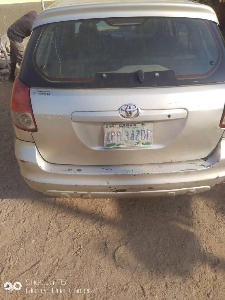 A picture of 2005 Toyota 05