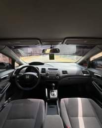 A picture of Extremely clean Honda Civic irobot 2007