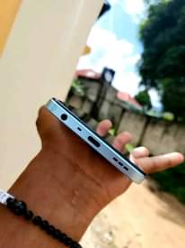 A picture of Oppo a57s