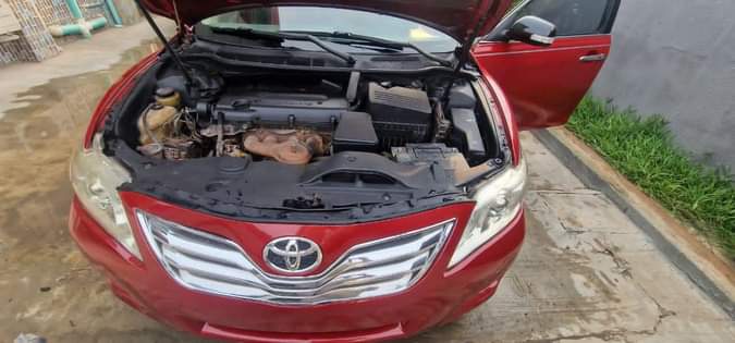 A picture of Toyota Camry 2009 perfect condition buy and drive 6 8m