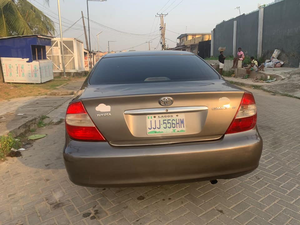 A picture of 2004 Toyota Camry XLE