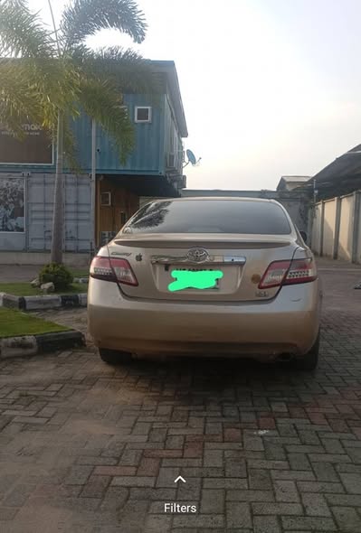 A picture of Toyota Camry hybrid