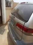 A picture of Toyota Sienna 2003