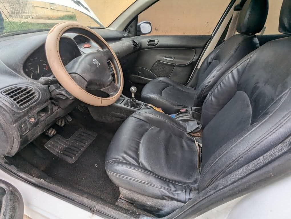 A picture of 2006 Peugeot 206