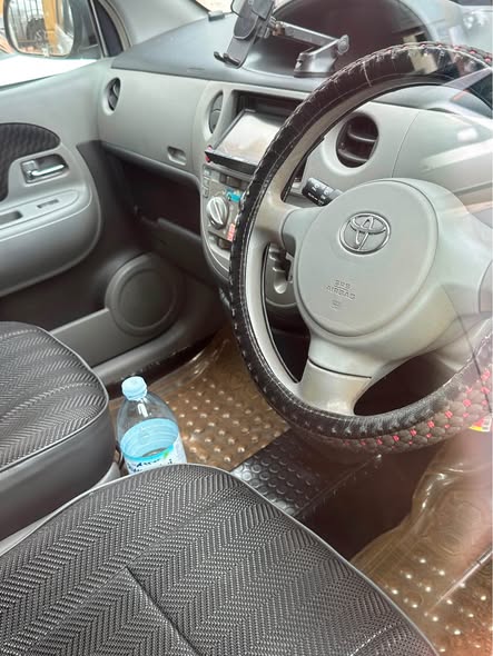 A picture of Toyota Sienta 2007 Model