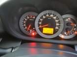 A picture of Rav4 4sale call me on 256751331103 or what app is