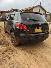 A picture of 2012 NISSAN DUALIS