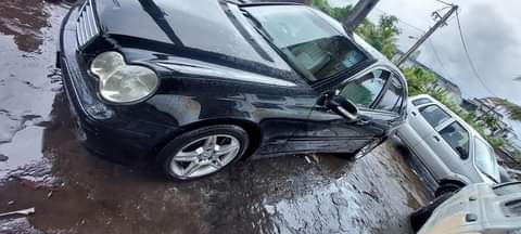 mercedes benz c200