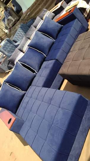 A picture of L sofas at fair prices