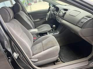 A picture of 2005 Toyota Camry