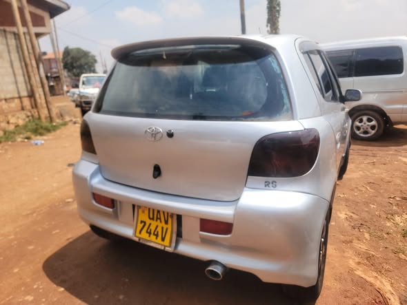 A picture of Vitz RS