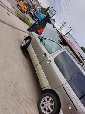 A picture of Toyota sienna Engine Gear AC Interior Clean exterior Buy and