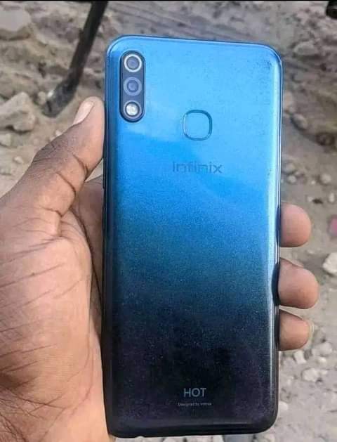 A picture of Infinix hot 8