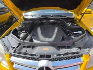 A picture of 2011 registered Mercedes Benz glk 350