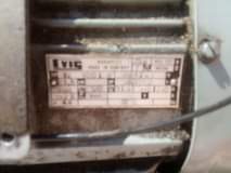 A picture of 2 3 fase motors make me a offer