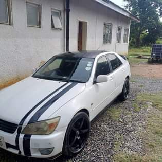 used toyota altezza