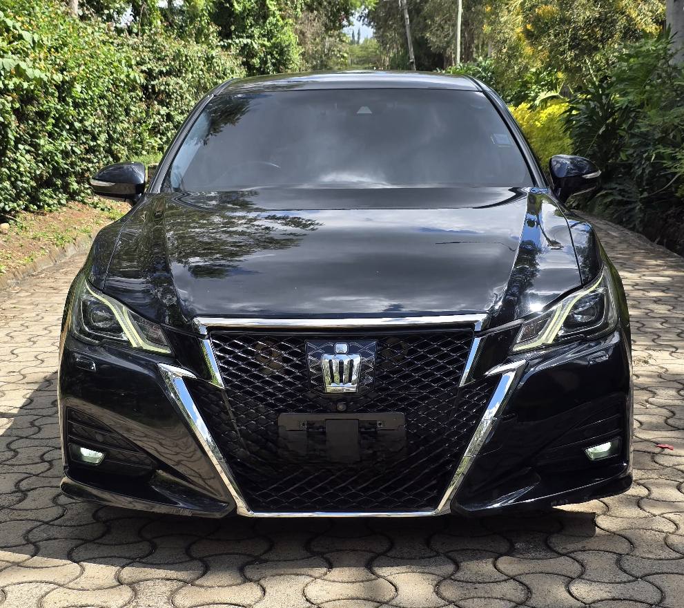 toyota crown athlete