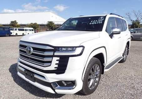 A picture of TOYOTA LANDCRUISER ZX LC300