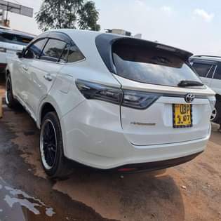 A picture of Harrier 2015 72m