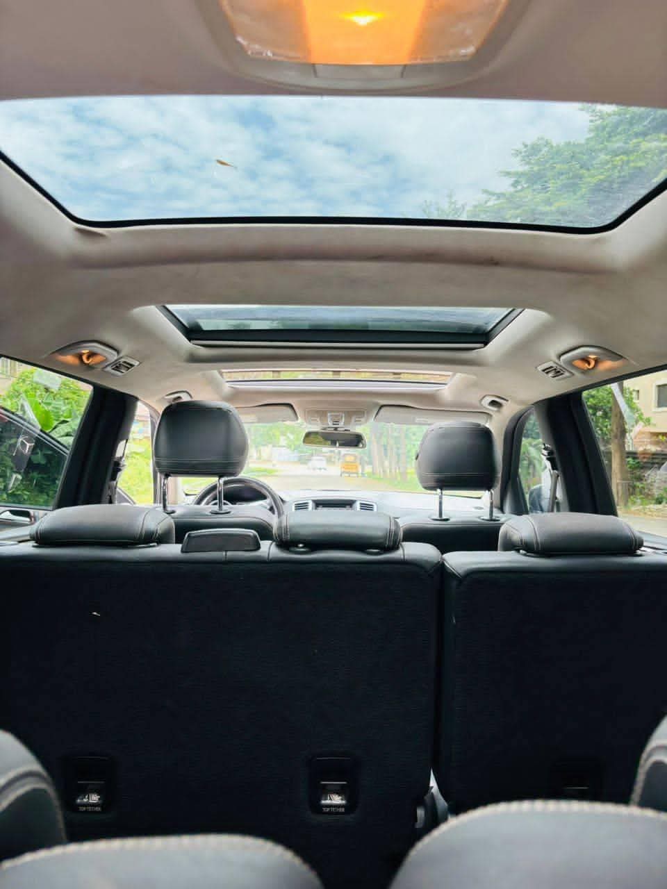 A picture of Mercedes Benz GL450 2014 model