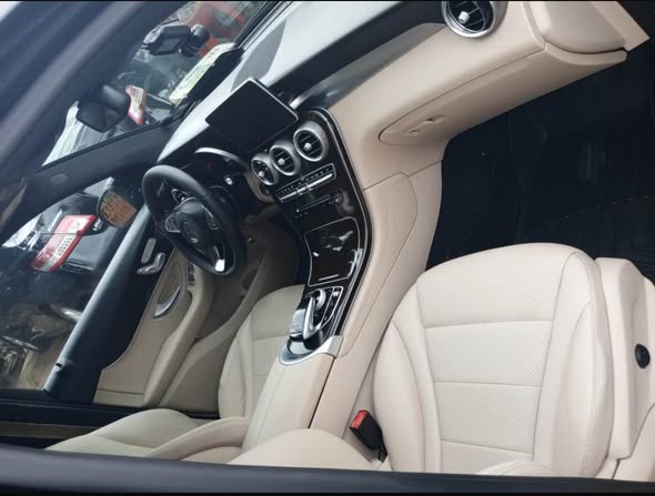 A picture of Glc 300 2017