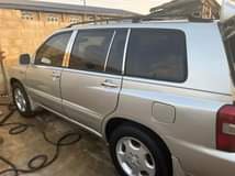 A picture of 2004 Toyota Highlander