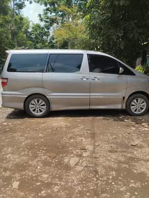 toyota alphard