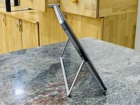 A picture of HP Elite x2 G4