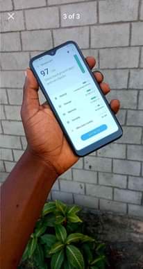 A picture of SAMSUNG A01