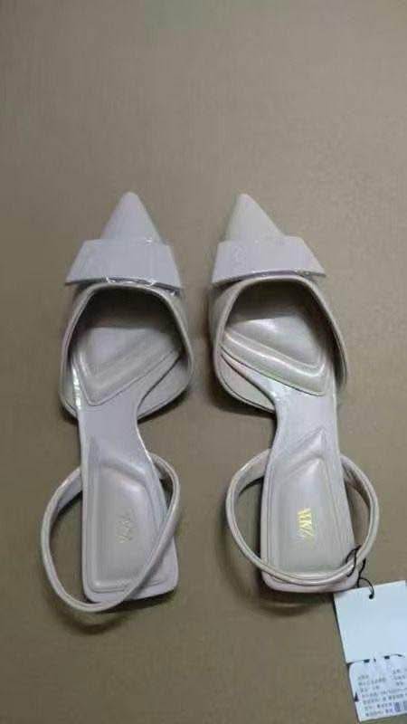 A picture of Shoes